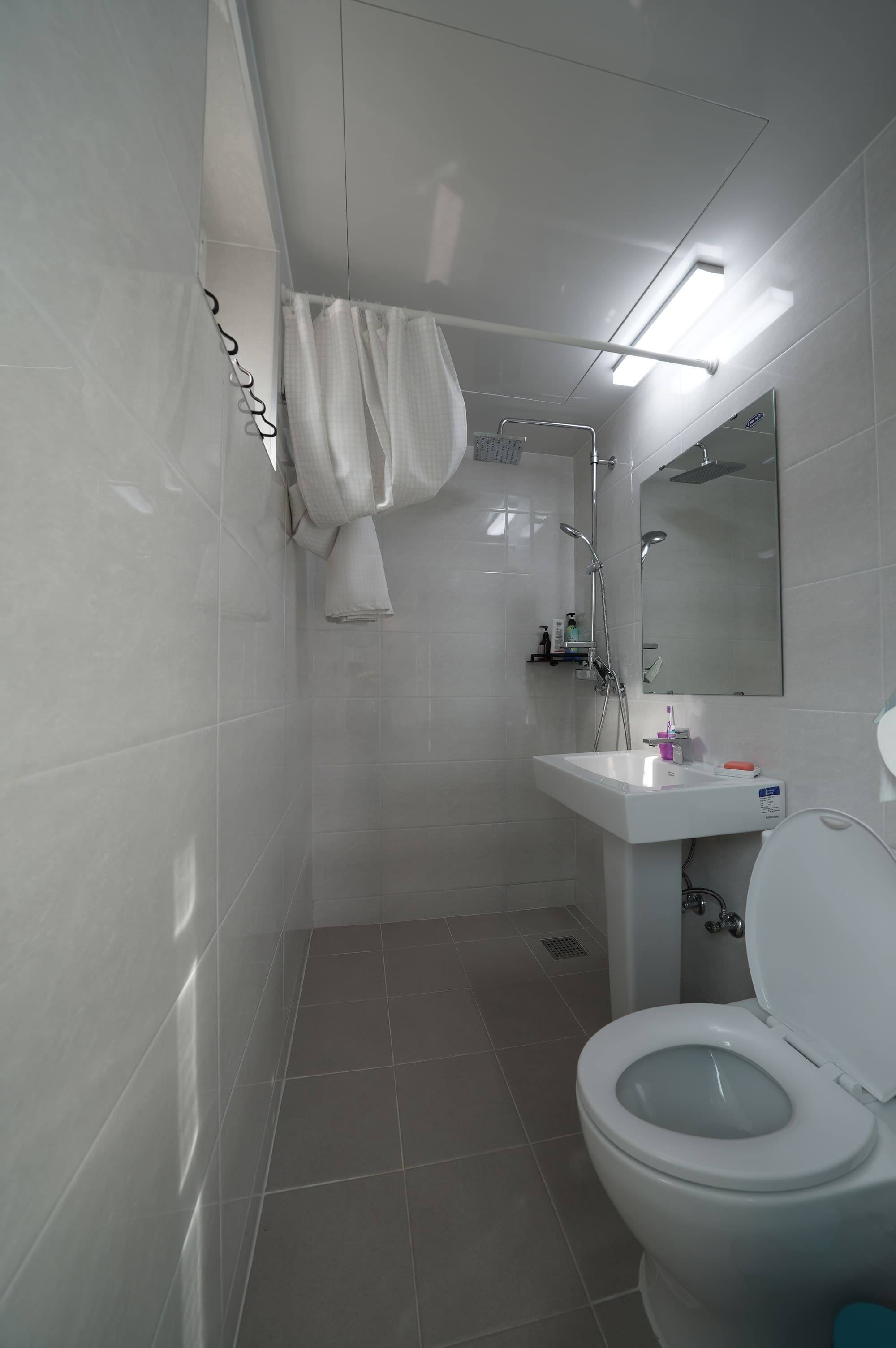 Private Rm/Ba with Balcony — Room 4·2 view 7