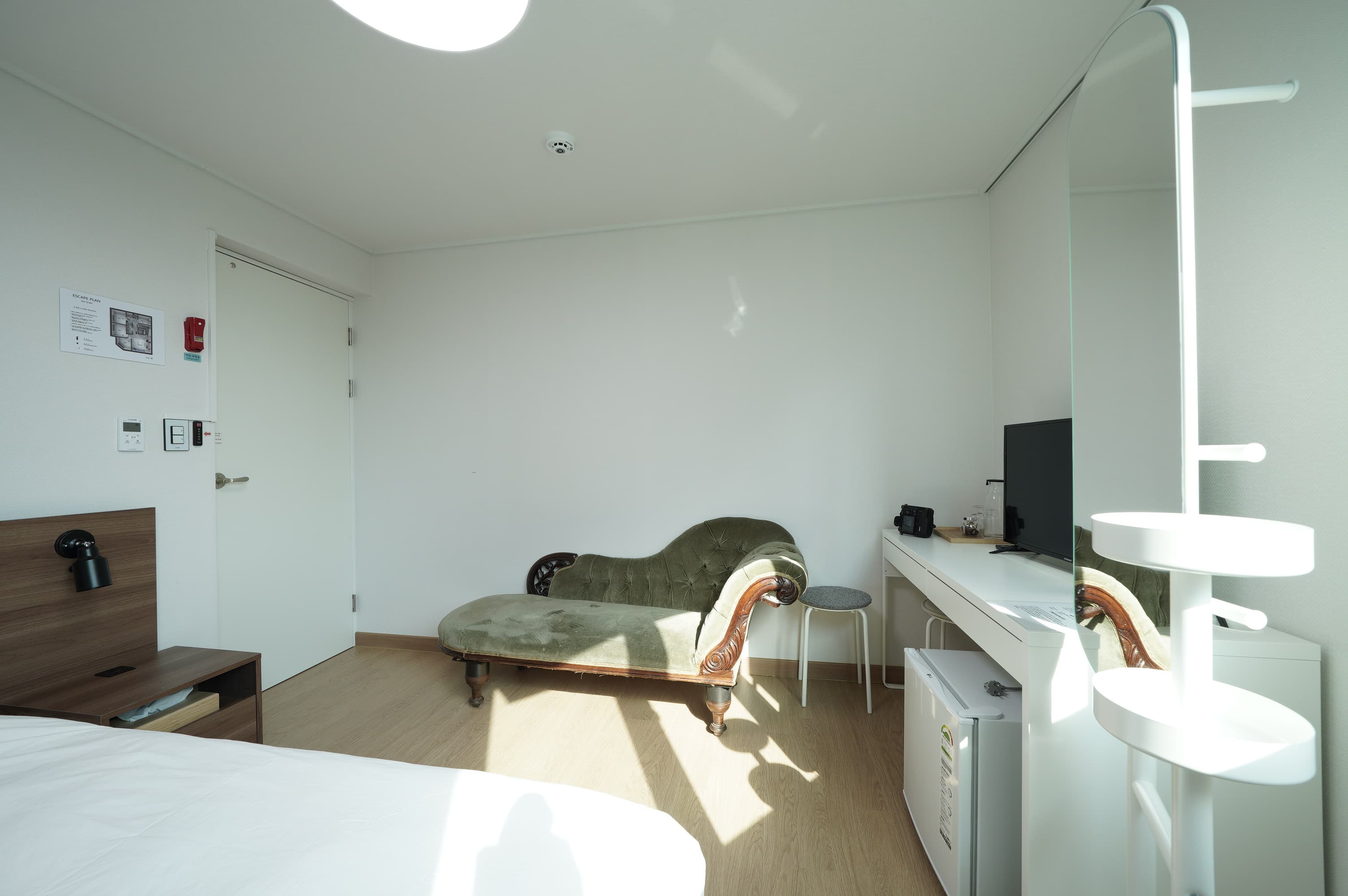 Hongdae Exit 6 — Room 2·1 view 2